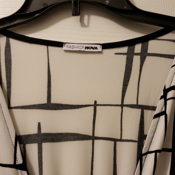 Maxi Coverup - Picture 3 of 3